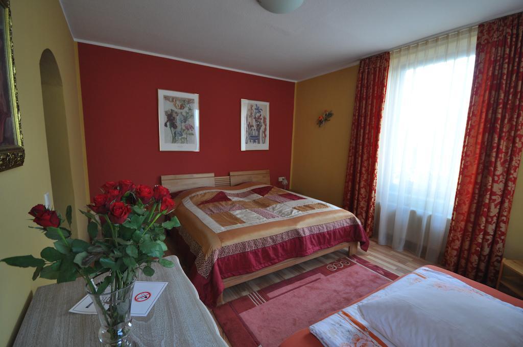 Hotel Restaurant "Athen" Münstermaifeld Dış mekan fotoğraf