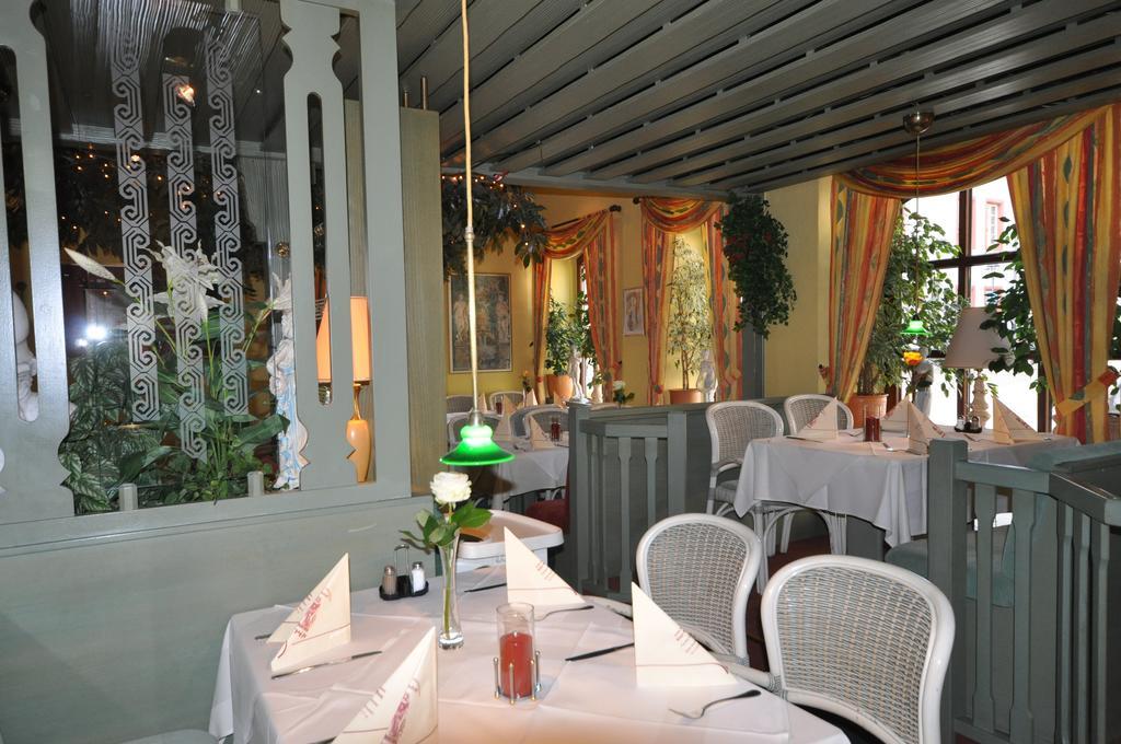 Hotel Restaurant "Athen" Münstermaifeld Dış mekan fotoğraf