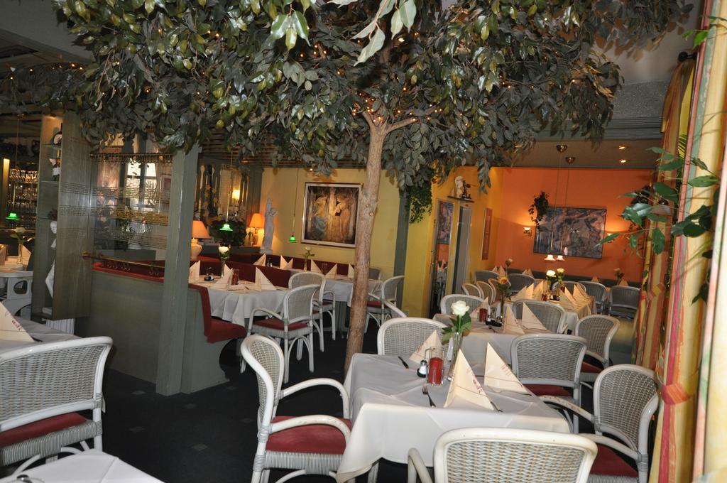 Hotel Restaurant "Athen" Münstermaifeld Dış mekan fotoğraf